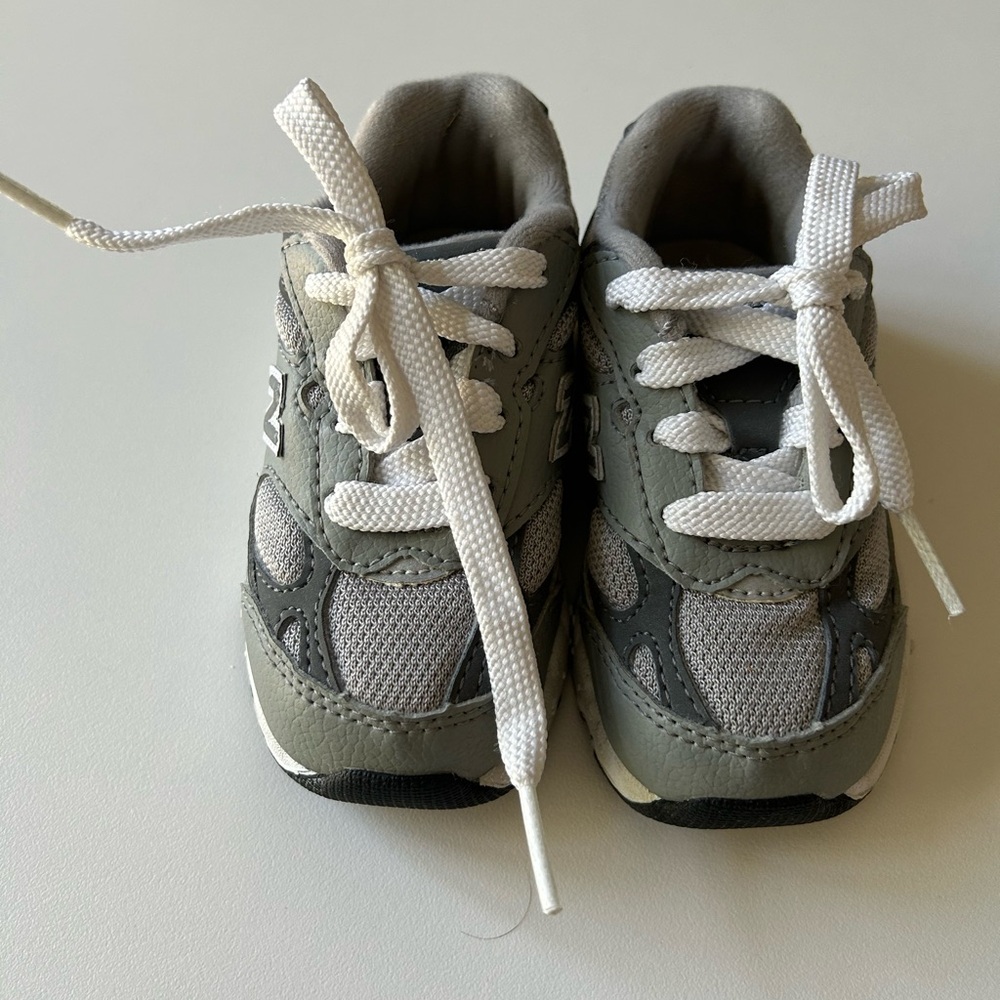 Toddler sneakers
